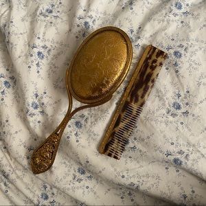 Vintage Gold Brush and Tortoise Comb